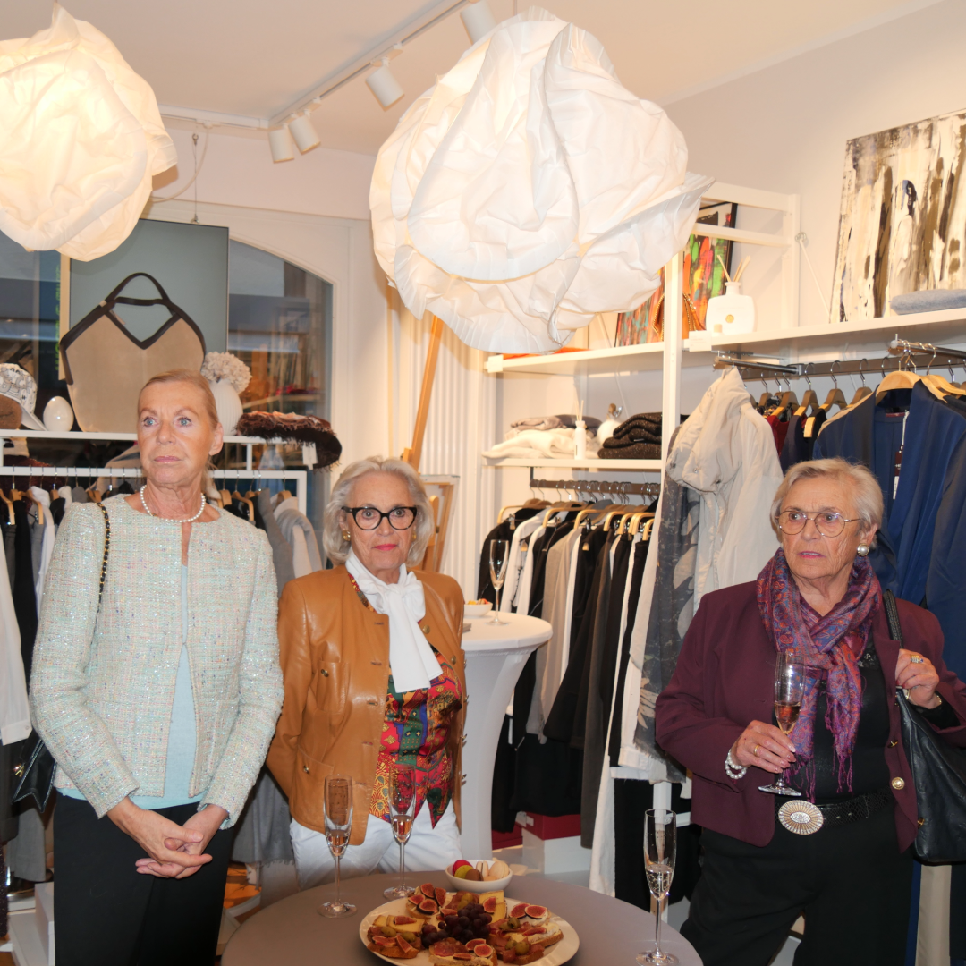 Begegnung MODE & KUNST<br />
Vernissage Sabine Müller